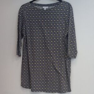 Patterned Black and White Women's Top Size S 95% Pima Cotton 5% Spandex